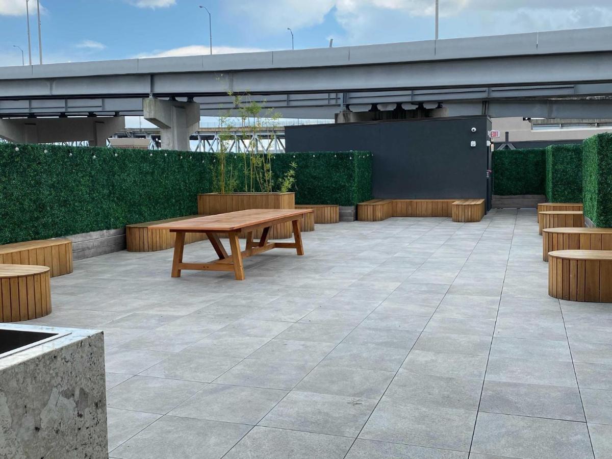 Apartamento Roami At The Lola Nueva Orleans Exterior foto